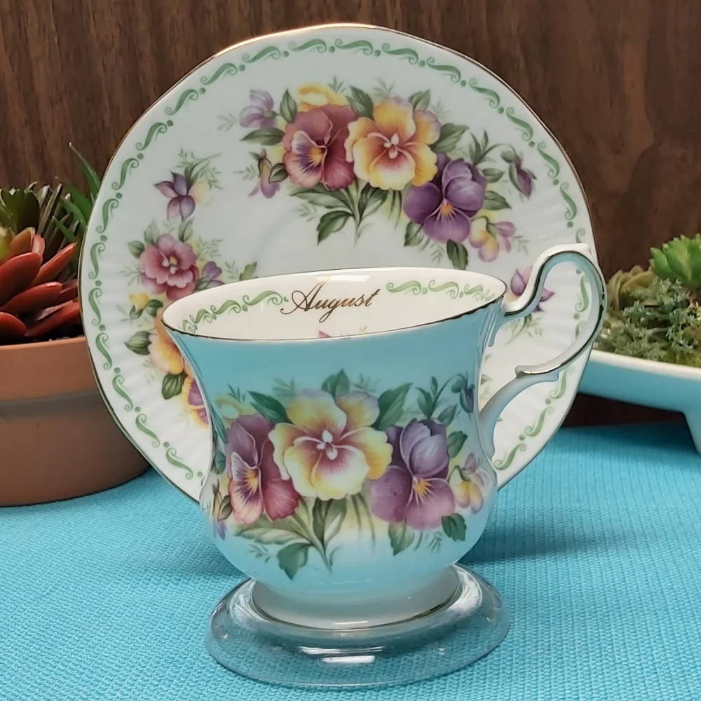 🫖 August Pansy Birthday Tea Cup & Saucer - Picture 11 of 11